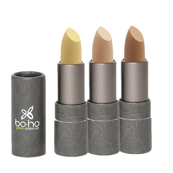 Korektory Boho Green v odstínech žlutý, béžový a hnědý v šedých pouzdrech